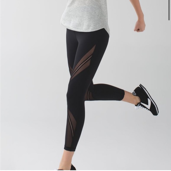 Lululemon High Times Metta Leggings - Black | size 6 | #077 - Picture 3 of 6